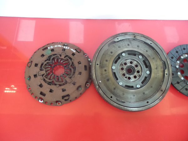 Volante motor HONDA Civic VIII Hatchback (FN_, FK_) Imagem-4