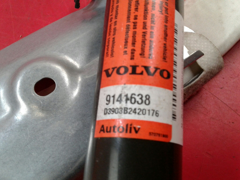 Airbag cortina esquerdo VOLVO V70 II (SW) Imagem-1