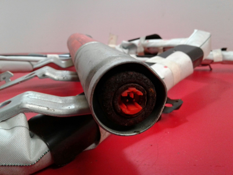Airbag cortina esquerdo MAZDA 3 (BK)