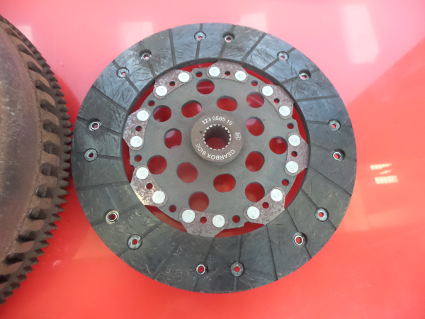 Volante motor MITSUBISHI Carisma Hatchback (DA_) Imagem-5