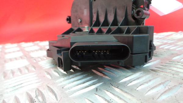 Serratura / chiusura porta anteriore sinistro FORD Focus III Imagem-2