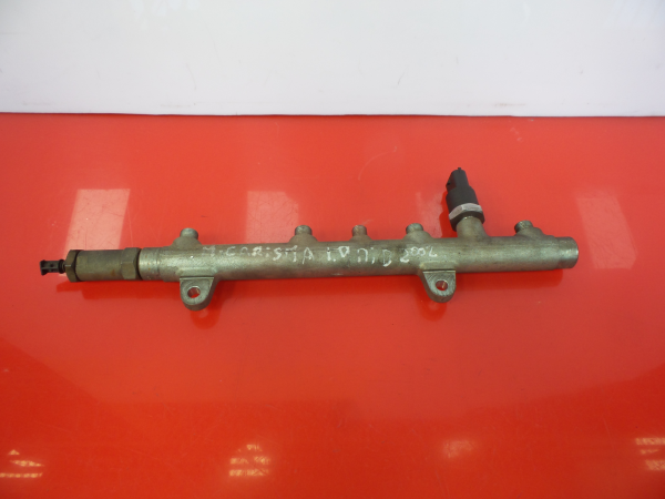 Rampe d'injection MITSUBISHI Carisma Hatchback (DA_)