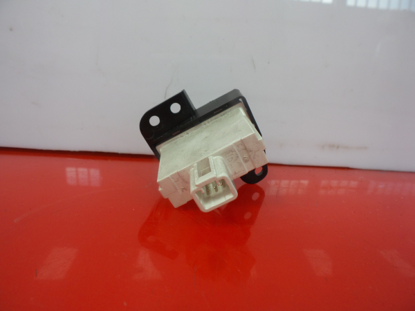 Bouton / interrupteur électromécanique  MITSUBISHI Grandis (NA_W) Imagem-2