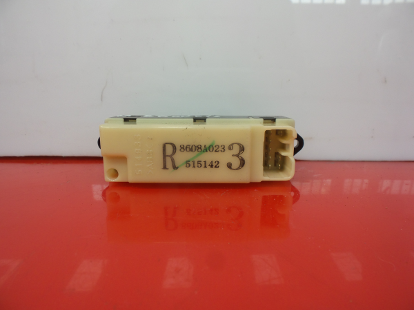 Bouton / interrupteur électromécanique  MITSUBISHI Grandis (NA_W) Imagem-2