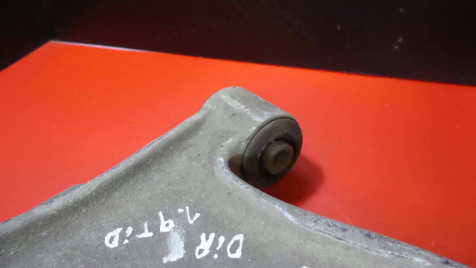 Braccio di sospensione anteriore destra SAAB 9-3 Sedan (YS3F) Imagem-1