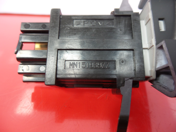 Bouton / interrupteur électromécanique  MITSUBISHI Grandis (NA_W) Imagem-4