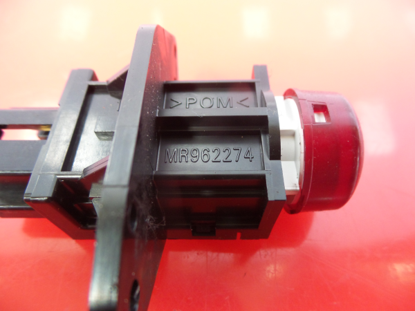 Bouton / interrupteur électromécanique  MITSUBISHI Grandis (NA_W) Imagem-4