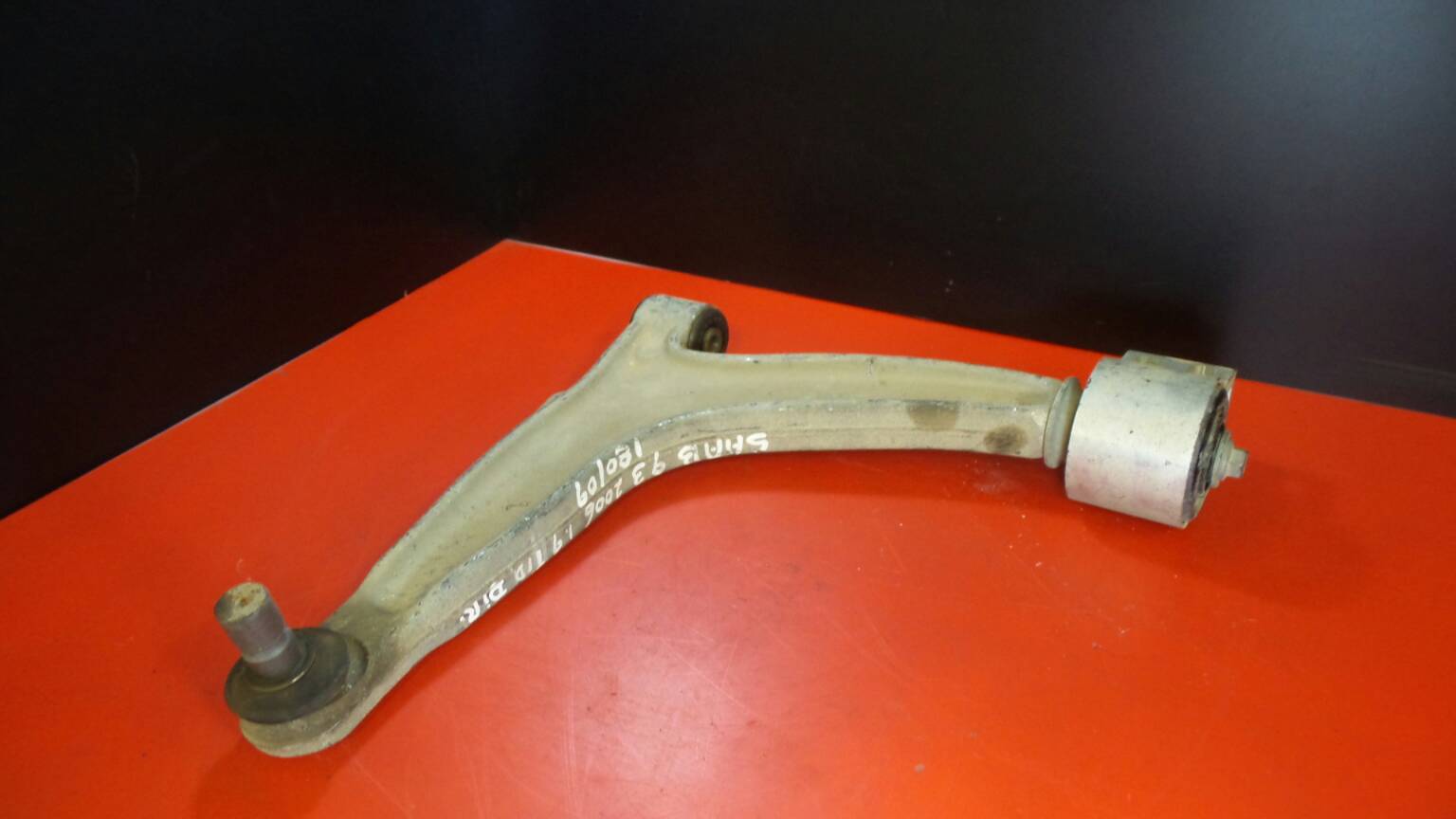 Braccio di sospensione anteriore destra SAAB 9-3 Sedan (YS3F)