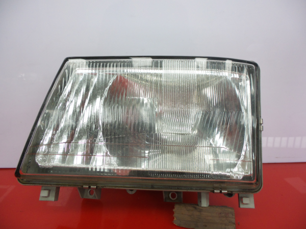 Phare avant gauche MITSUBISHI Canter (FB7, FB8, FE7, FE8) VII