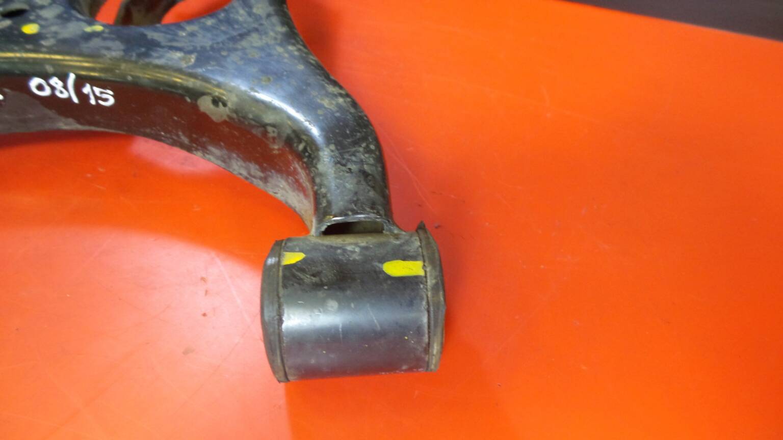 Bras de suspension Avant Droite HONDA Civic VIII Sedan (FD_, FA_) Imagem-1