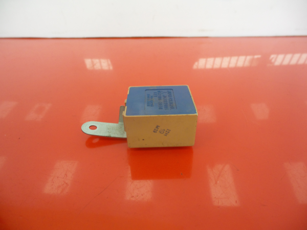 Botão / interruptor electromecânico / relé MITSUBISHI Canter (FB7, FB8, FE7, FE8) VII Imagem-1