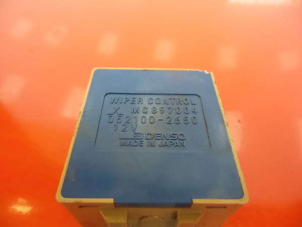 Botão / interruptor electromecânico / relé MITSUBISHI Canter (FB7, FB8, FE7, FE8) VII Imagem-2