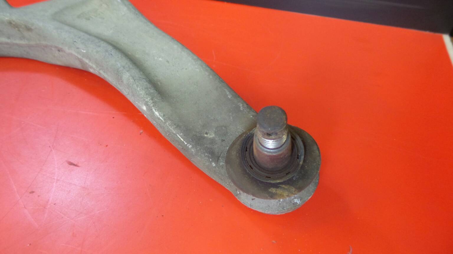 Bras de suspension Avant Droite HONDA Civic VIII Hatchback (FN_, FK_) Imagem-1