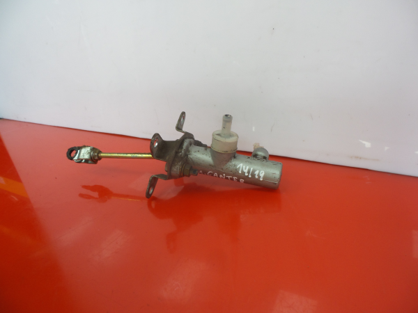 Pompa della frizione MITSUBISHI Canter (FB7, FB8, FE7, FE8) VII Imagem-2