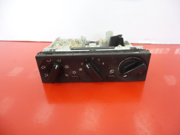 Comando clima MITSUBISHI Canter (FB7, FB8, FE7, FE8) VII Imagem-1