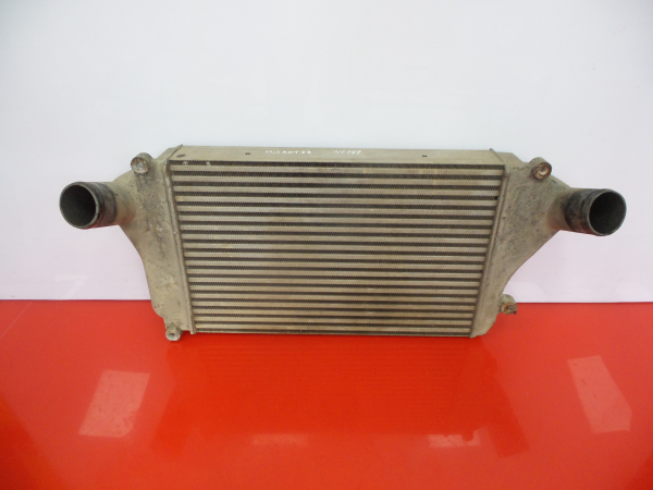 Radiateur d'intercooler MITSUBISHI Canter (FB7, FB8, FE7, FE8) VII