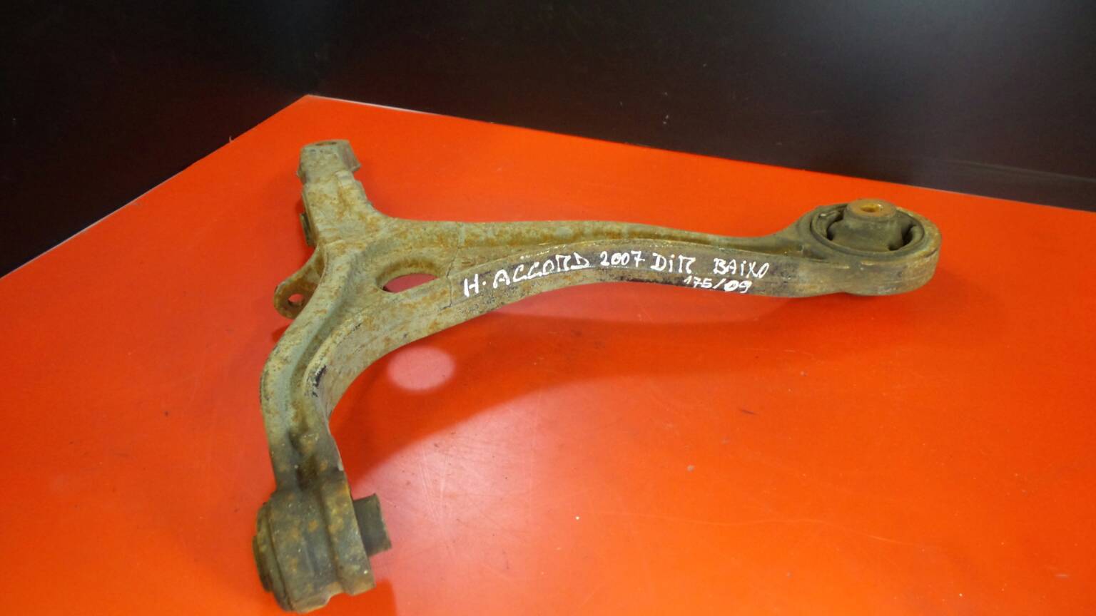 Bras de suspension Avant Droite HONDA Accord VII Sedan (CL_, CN_)