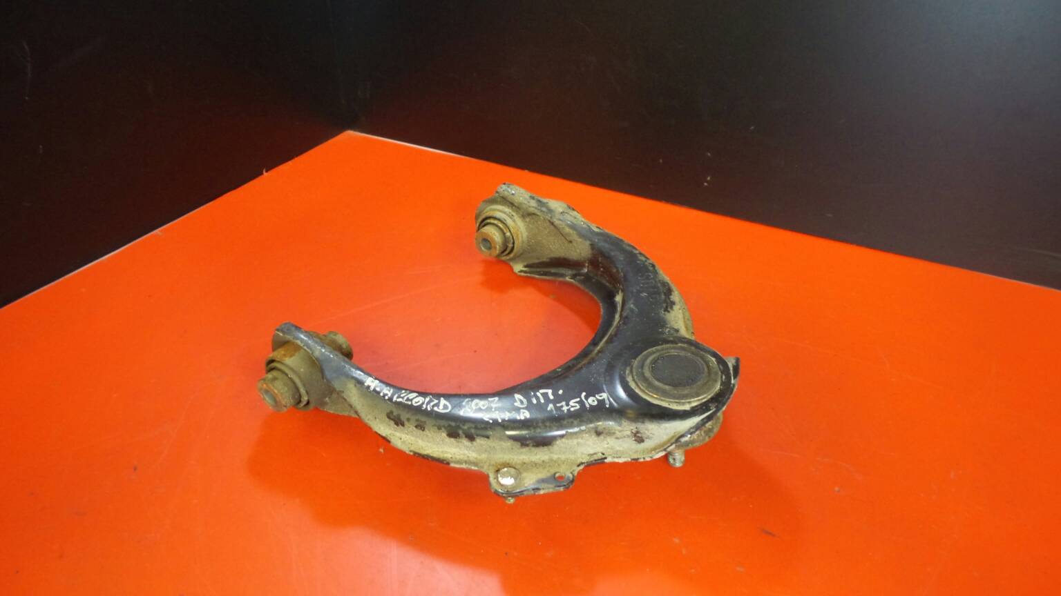 Bras de suspension Avant Droite HONDA Accord VII Sedan (CL_, CN_)