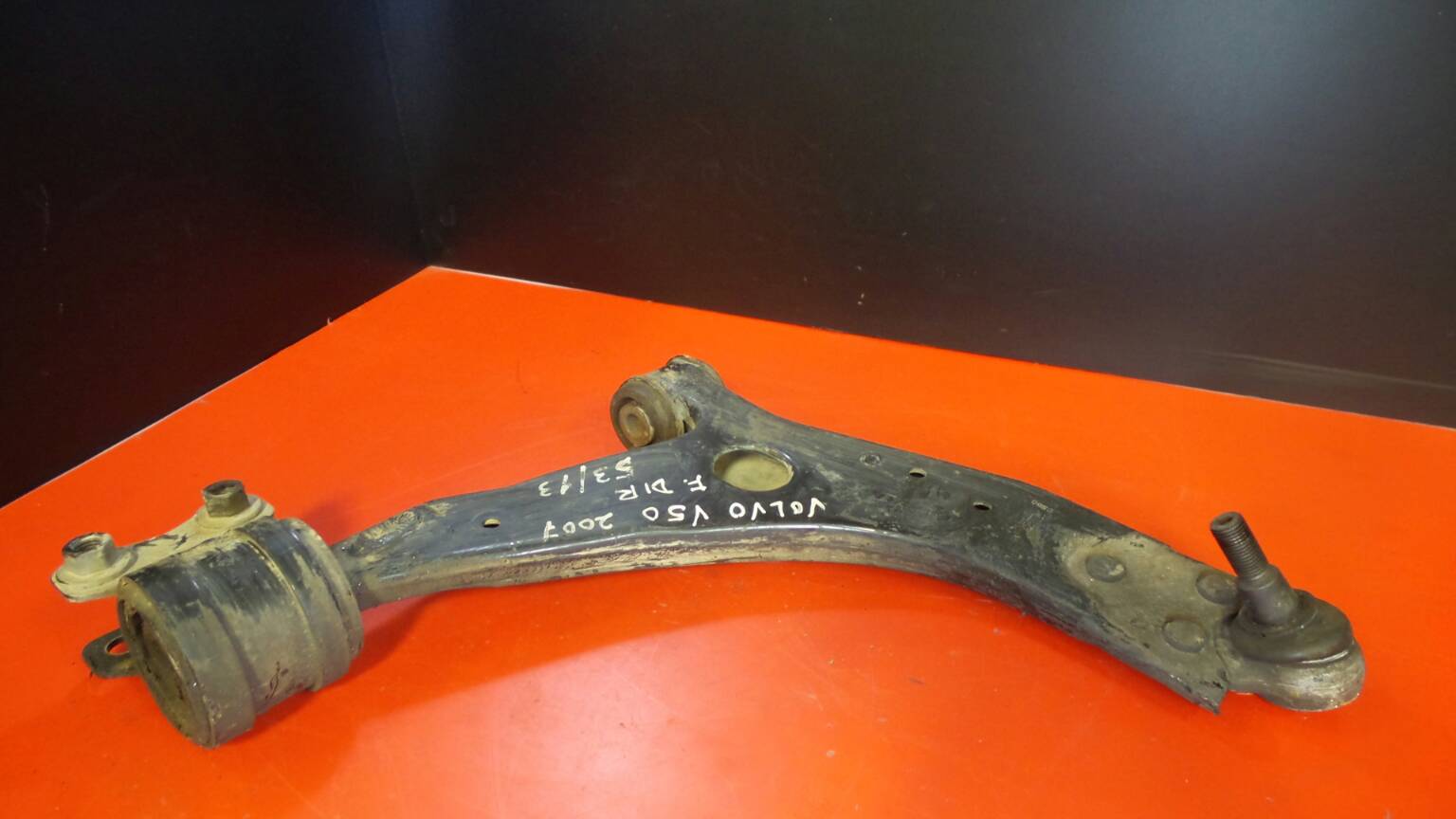Brazo suspensión delantero derecho VOLVO V50 (MW)