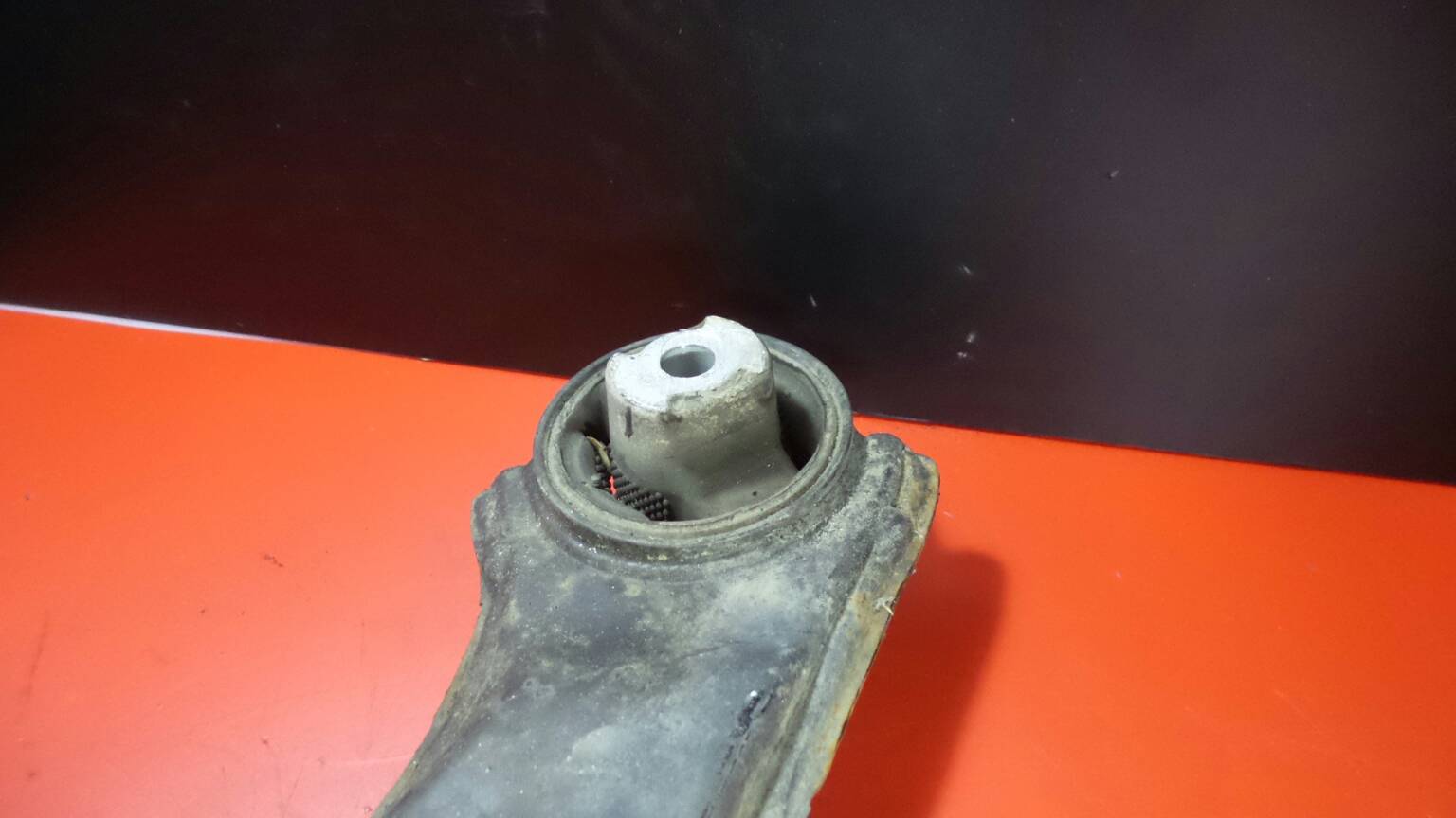 Bras de suspension Avant Droite FIAT Grande Punto (199_) Imagem-1