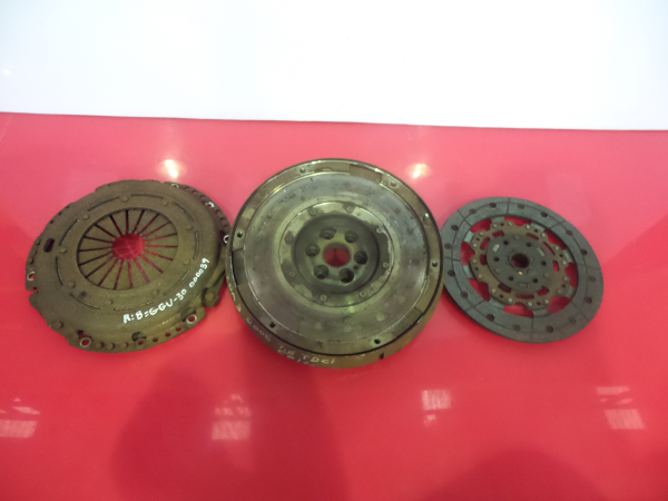 Volante motor MAZDA 3 (BK) Imagem-3