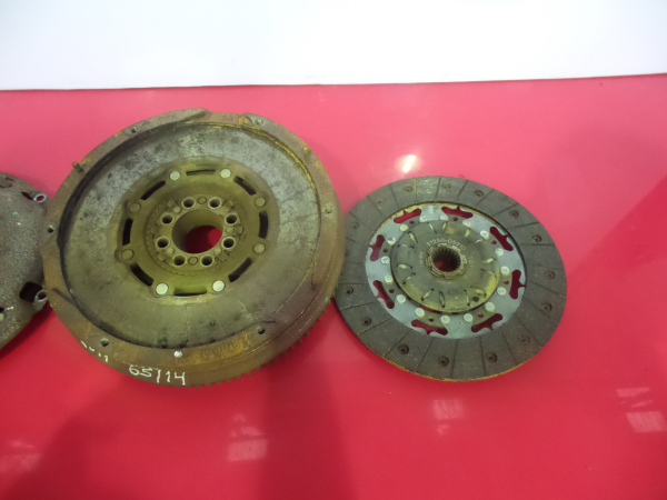 Volante motor TOYOTA Auris Hatchback (_E15_) Imagem-5