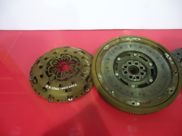 Volante motor HONDA Civic VIII Hatchback (FN_, FK_) Imagem-4