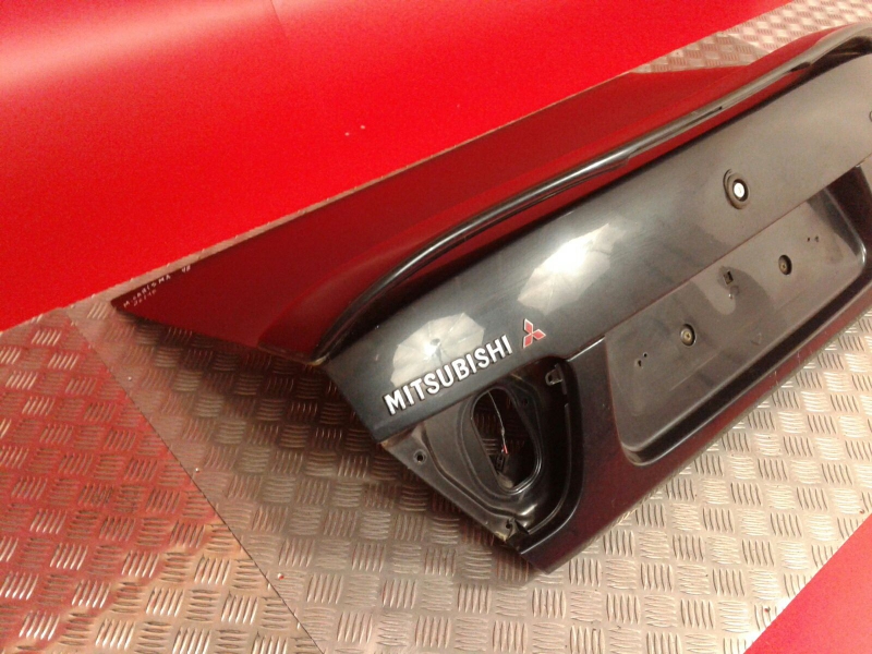 Hayon / Coffre MITSUBISHI Carisma Hatchback (DA_) Imagem-1