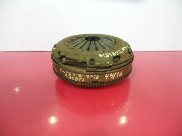 Volante motor OPEL Corsa E