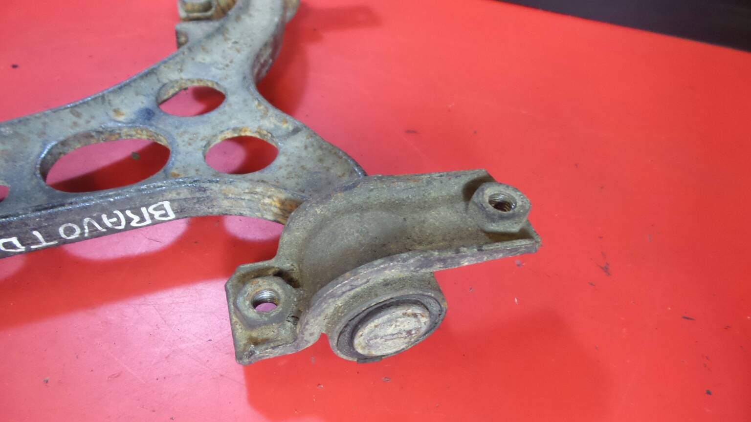 Bras de suspension Avant Droite FIAT Bravo I (182_) Imagem-2