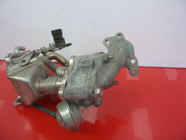 Radiador de gases / EGR TOYOTA Yaris (_P9_) Imagem-2