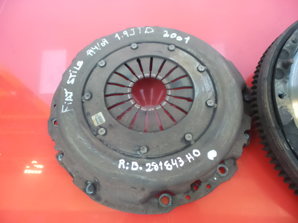 Volante do motor FIAT Stilo (192_) Imagem-3