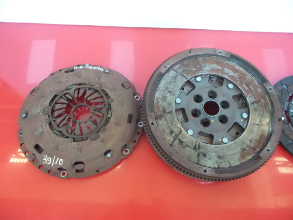 Volante motor MITSUBISHI Lancer VIII Sportback (CX_A) Imagem-3