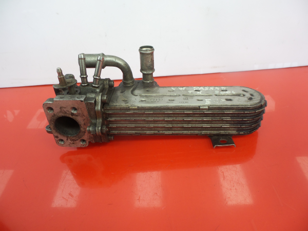 Radiador de gases / EGR VOLKSWAGEN Passat (3C2) Imagem-1