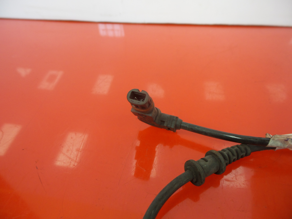 ABS Sensor vorne rechts MERCEDES-BENZ Classe C (W204) Imagem-4