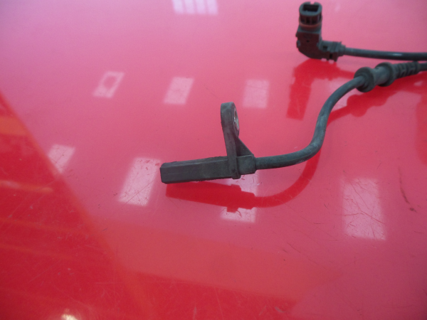 ABS Sensor vorne rechts MERCEDES-BENZ Classe C (W204) Imagem-3
