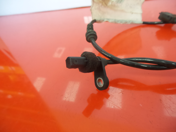 Capteur ABS avant gauche MERCEDES-BENZ Classe C (W204) Imagem-2