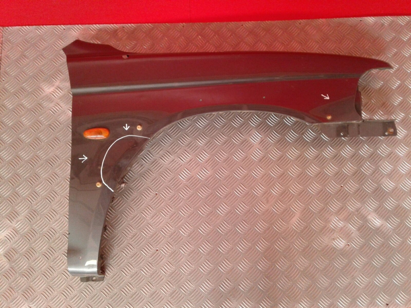 Aile Droite MITSUBISHI Pajero II (V2_W, V3_W, V4_W)