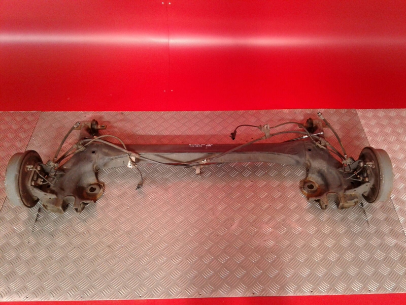 Essieu arrière à tambours MITSUBISHI Colt VI (Z3_A, Z2_A)