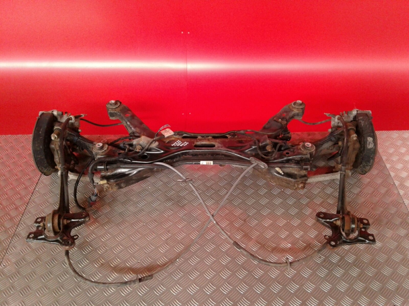 Charriot trás SAAB 9-3 Sedan (YS3F)