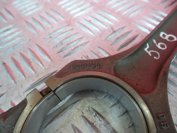 Piston de moteur VOLKSWAGEN Phaeton (3D) Imagem-3