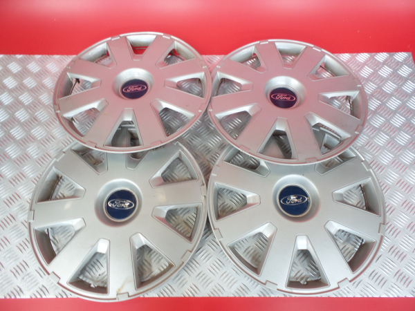 Coprimozzo FORD Focus II (DA_)