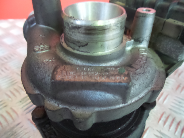Turbo / compressor PEUGEOT 607 (9D, 9U) Imagem-4