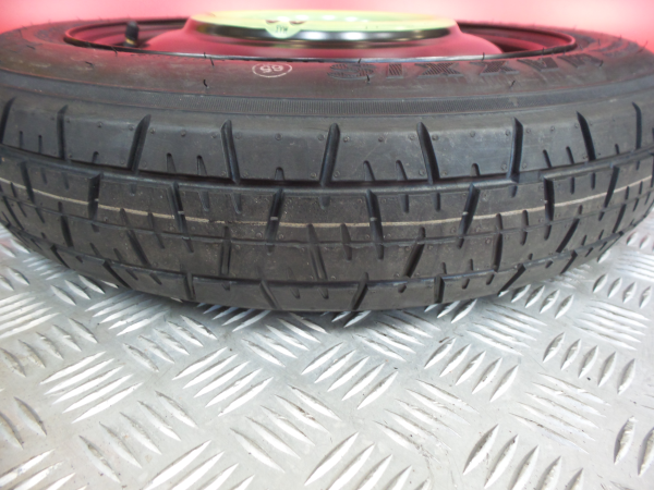 Pneu suplente HYUNDAI i30 (GD) Imagem-2