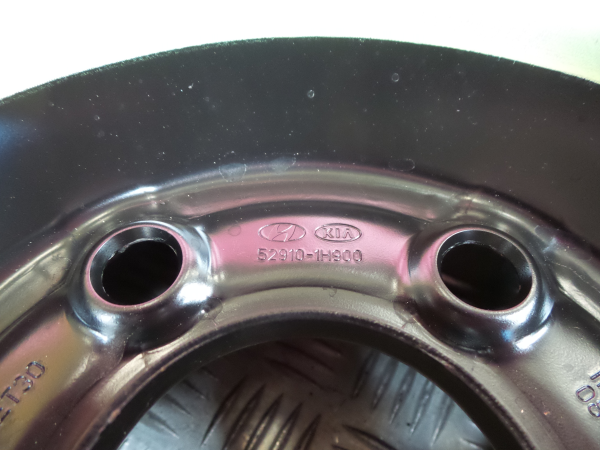 Pneu suplente HYUNDAI i30 (GD) Imagem-3