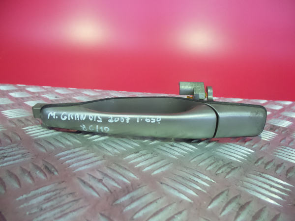 Poignée de porte arrière gauche MITSUBISHI Grandis (NA_W)