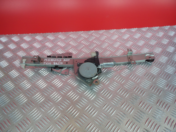 Lève-vitre arrière gauche MITSUBISHI Grandis (NA_W)