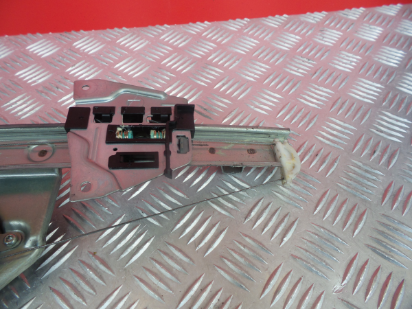 Lève-vitre arrière gauche MITSUBISHI Grandis (NA_W) Imagem-6