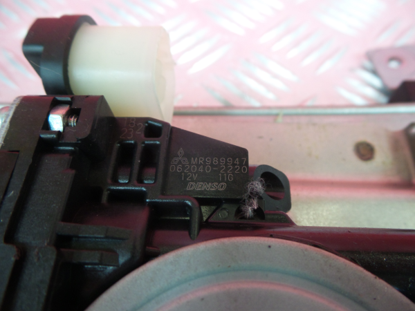 Lève-vitre arrière Droite MITSUBISHI Grandis (NA_W) Imagem-4