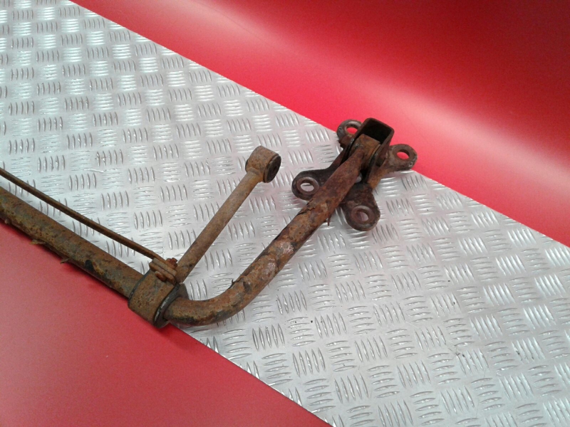 Barre Stabilisateur / de torsion MITSUBISHI Canter (FB7, FB8, FE7, FE8) VII Imagem-1